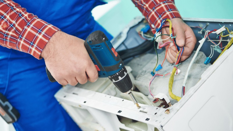 Karamürsel Kumtel Kumtel çamaşır makinesi kart tamiri – Su almama arızası orijinal parça ile giderildi. - Teknik servis örneği